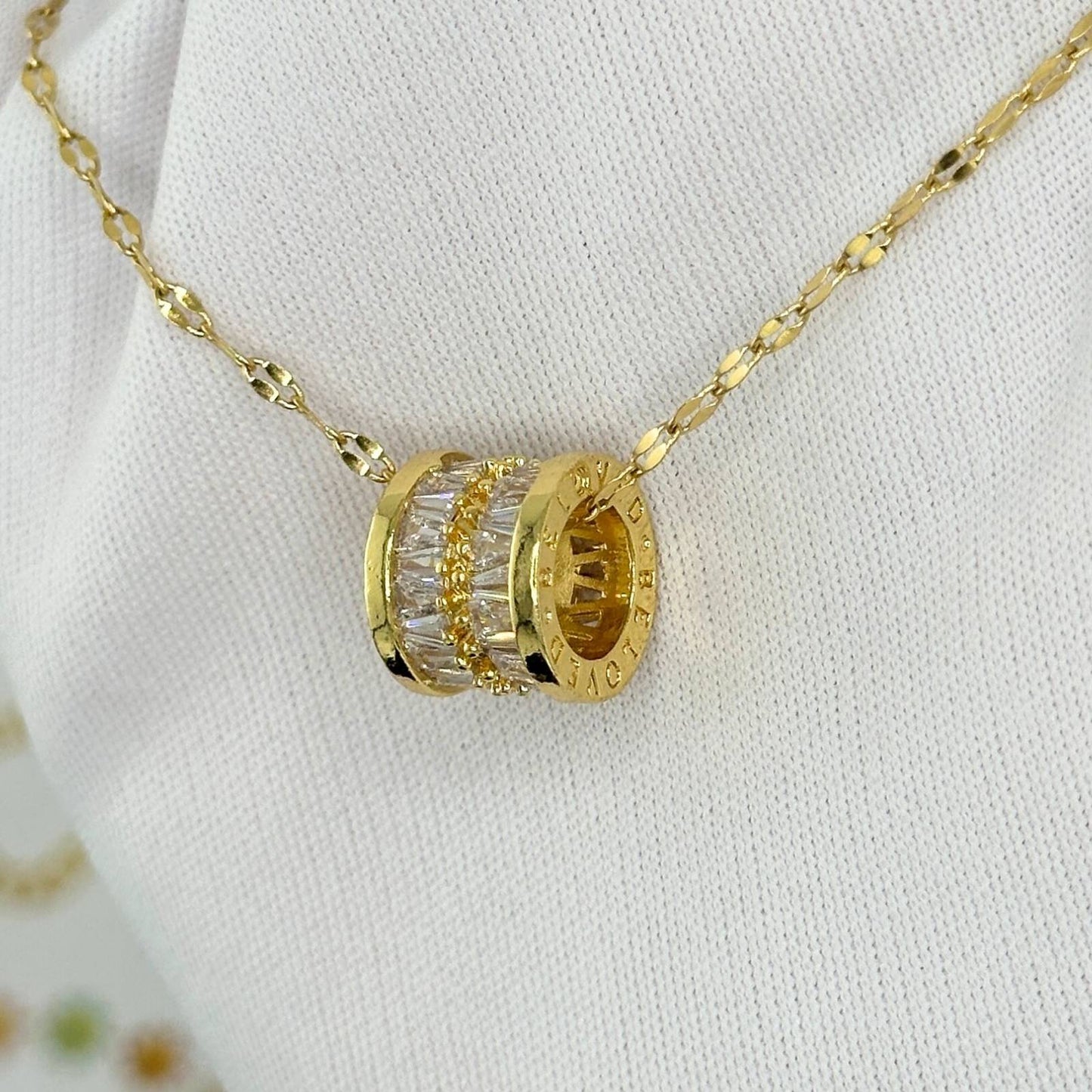 Roll Necklace